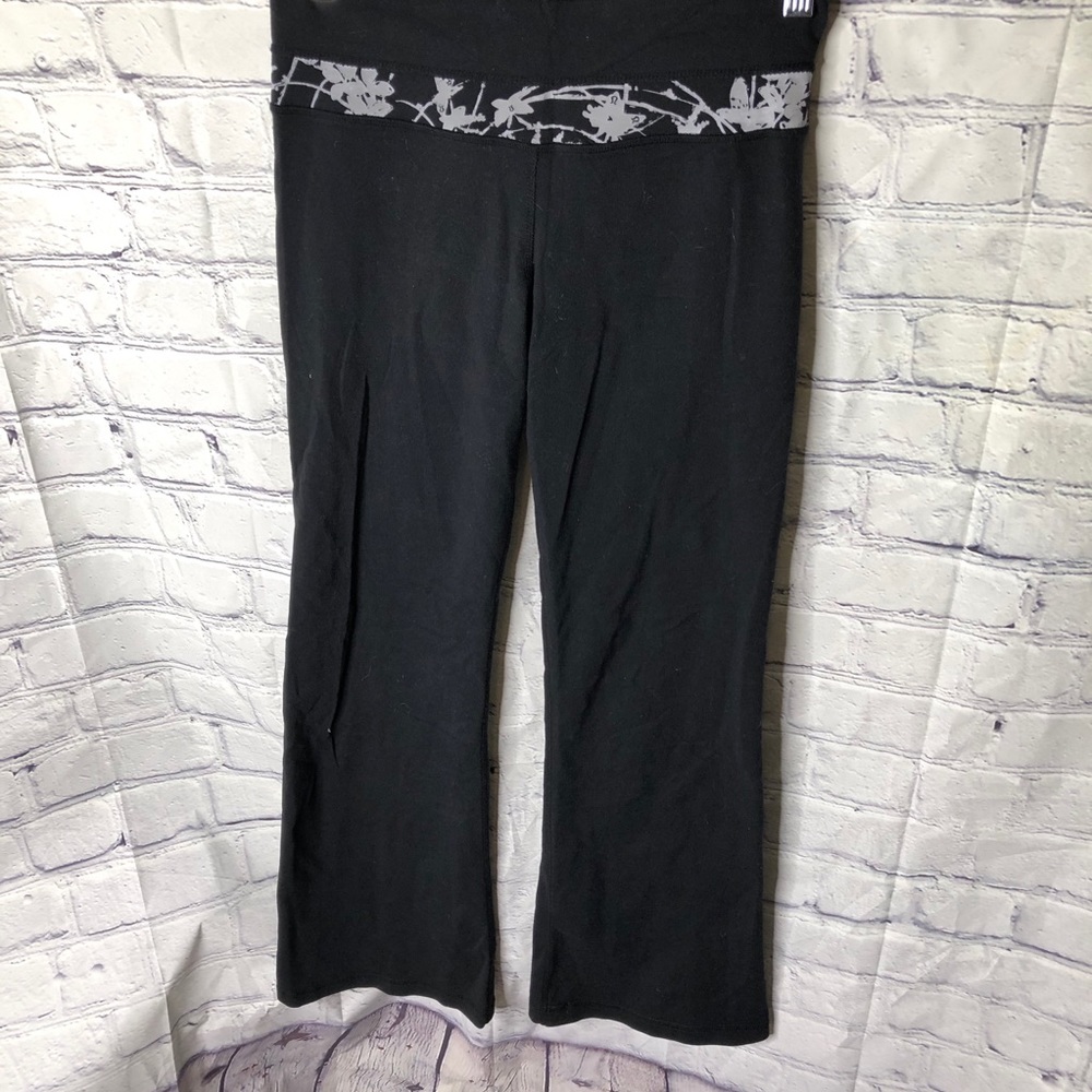 Lululemon Groove Pant Bootcut Black Womens Size 4